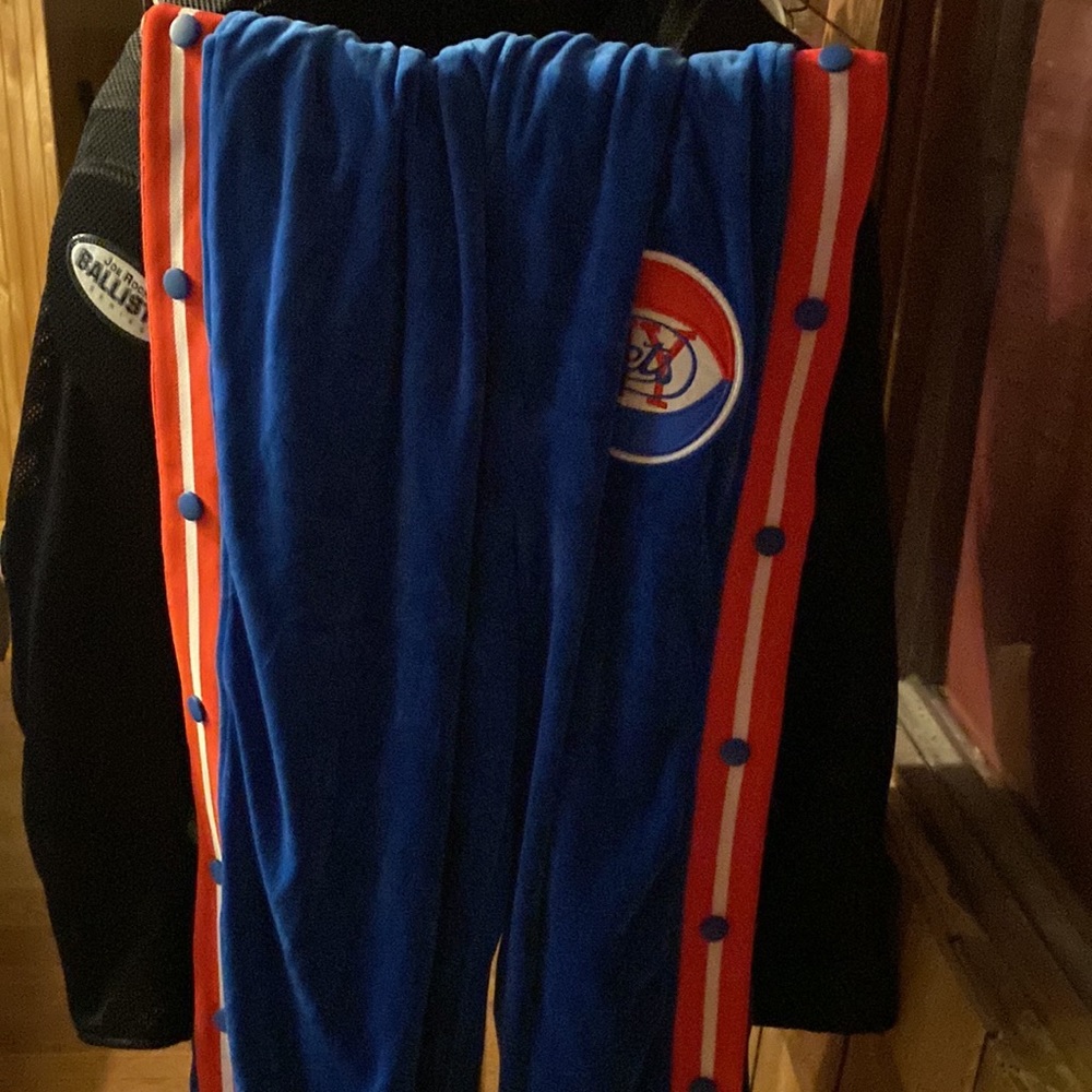 Hardwood Classic Athletic Velour Jogging Suit with New York Nets logo on it.